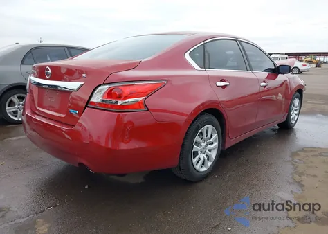 2014 Nissan Altima 2.5/2.5 S/2.5 Sl/2.5 Sv z USA, uszkodzony, nr VIN 1N4AL3AP7EC405468
